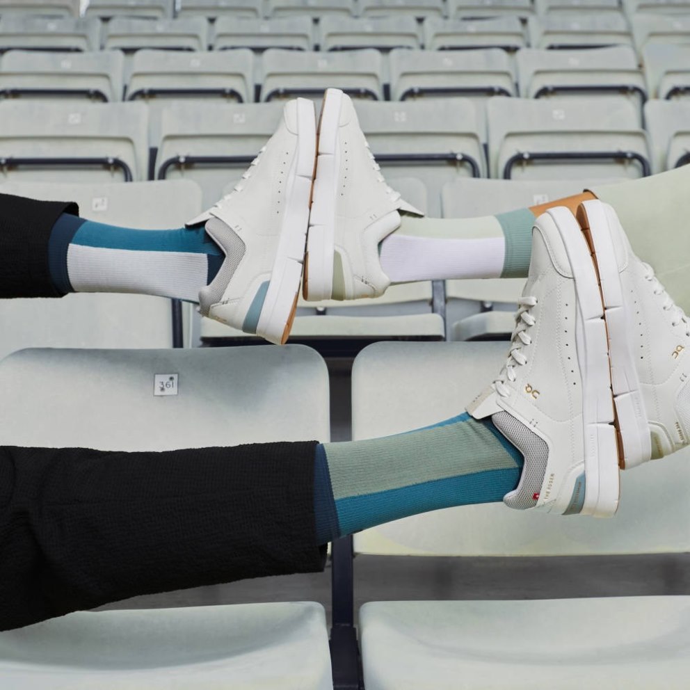 On Cloud THE ROGER Centre Court Men's Trainers Light Grey | UK-26875