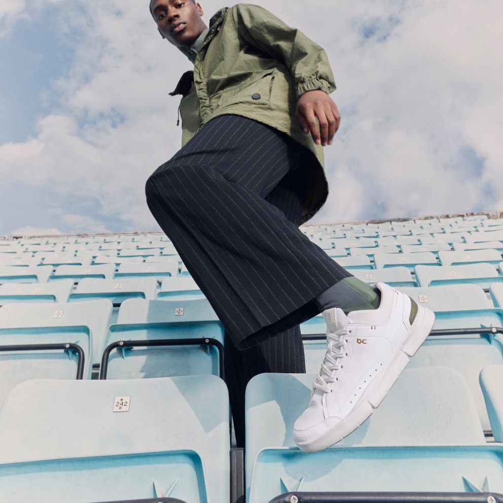 On Cloud THE ROGER Centre Court Men's Trainers White | UK-6J7O8